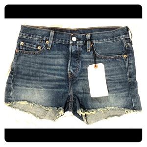 Levi’s 501 Cutoff Short